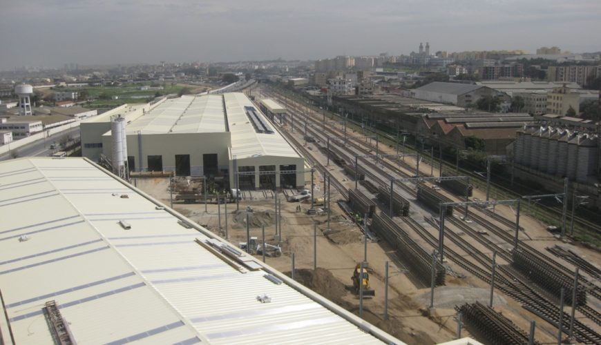 Caroubier Train Station