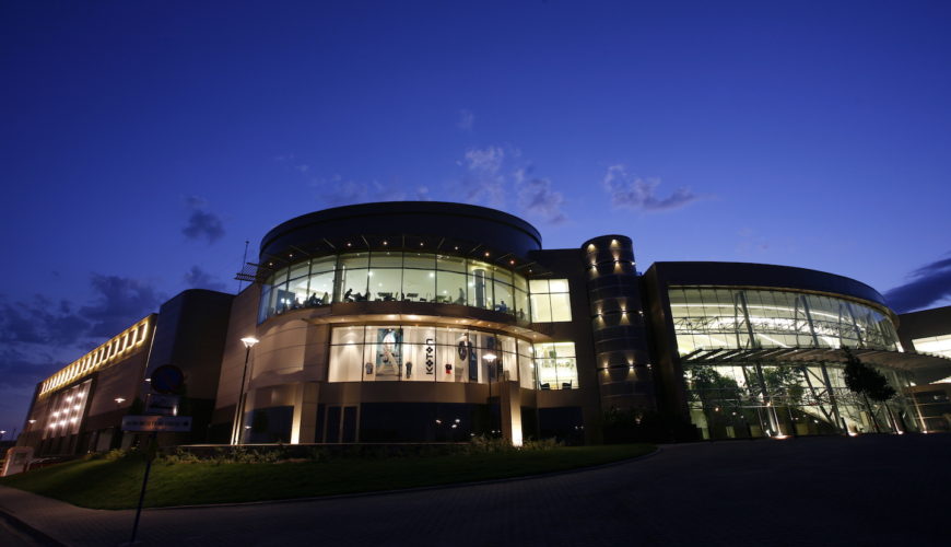 Neo Hypermarket, Trade Center & Cinema Complex